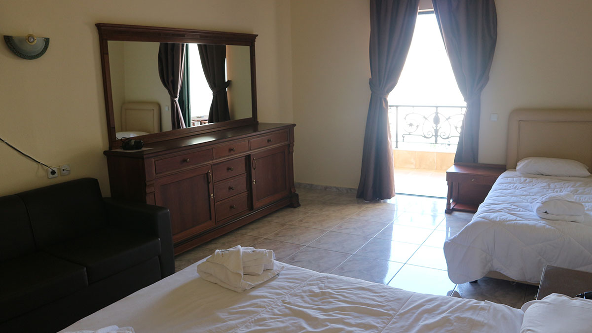 Diogenis Blue Palace